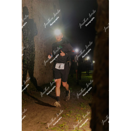 2025-11-15_21-50-26_JI_L8803_ps