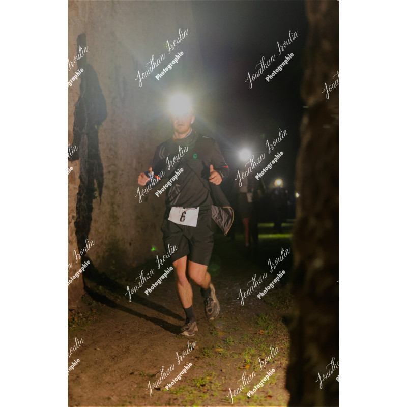 2025-11-15_21-50-26_JI_L8804_ps
