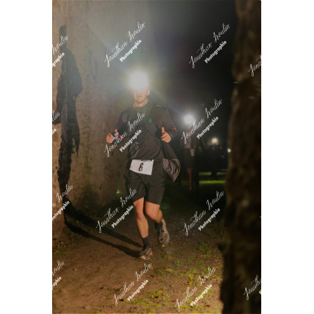 2025-11-15_21-50-26_JI_L8804_ps