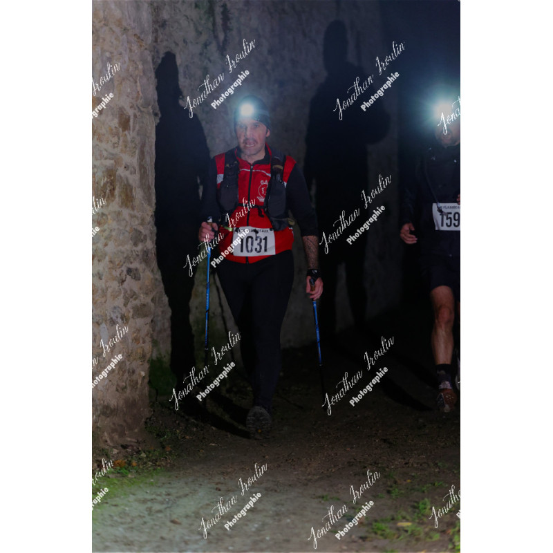 2025-11-15_21-50-43_JI_L8839_ps