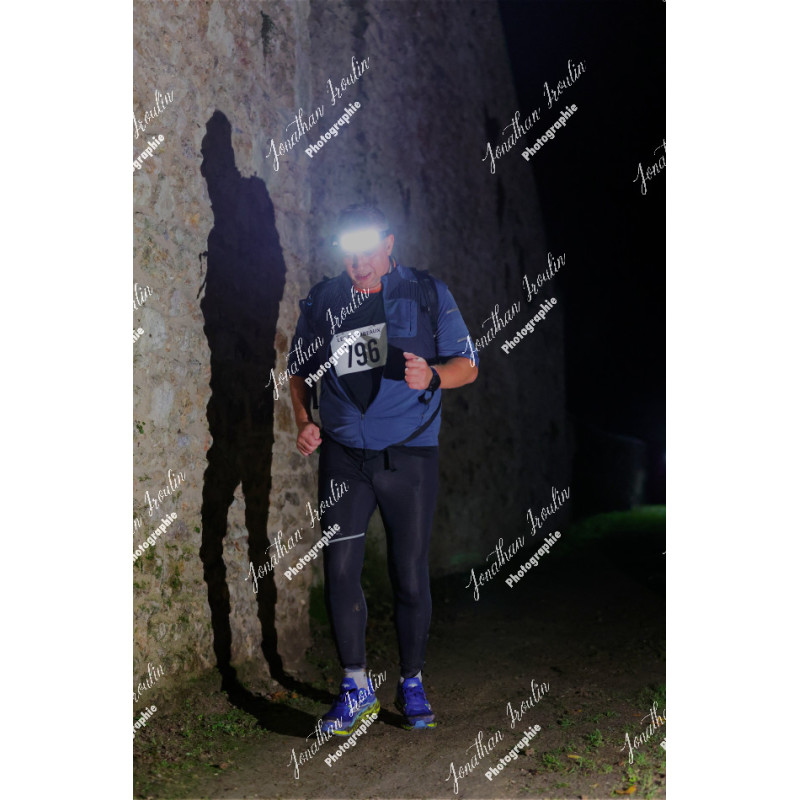 2025-11-15_21-51-24_JI_L8887_ps