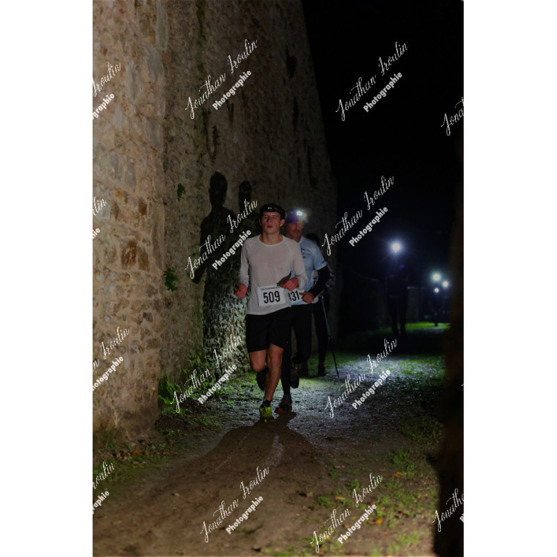 2025-11-15_21-51-37_JI_L8899_ps