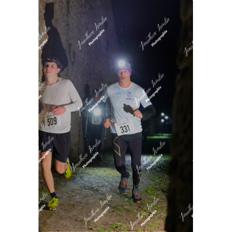 2025-11-15_21-51-38_JI_L8903_ps