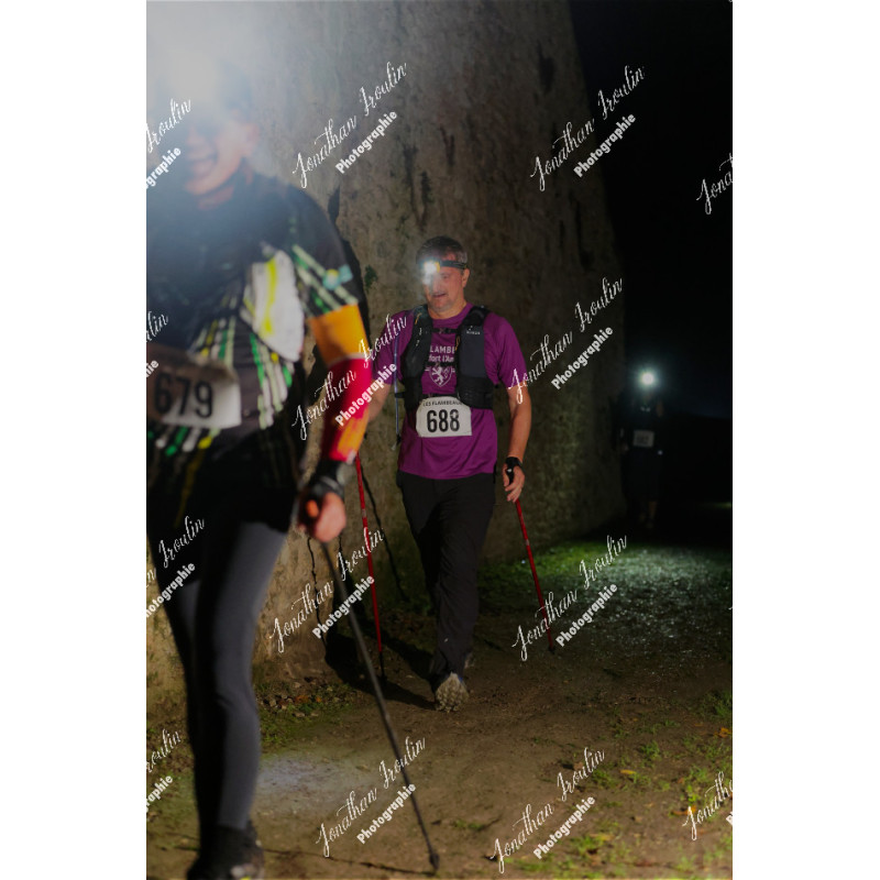 2025-11-15_21-52-00_JI_L8924_ps