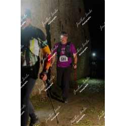 2025-11-15_21-52-00_JI_L8925_ps