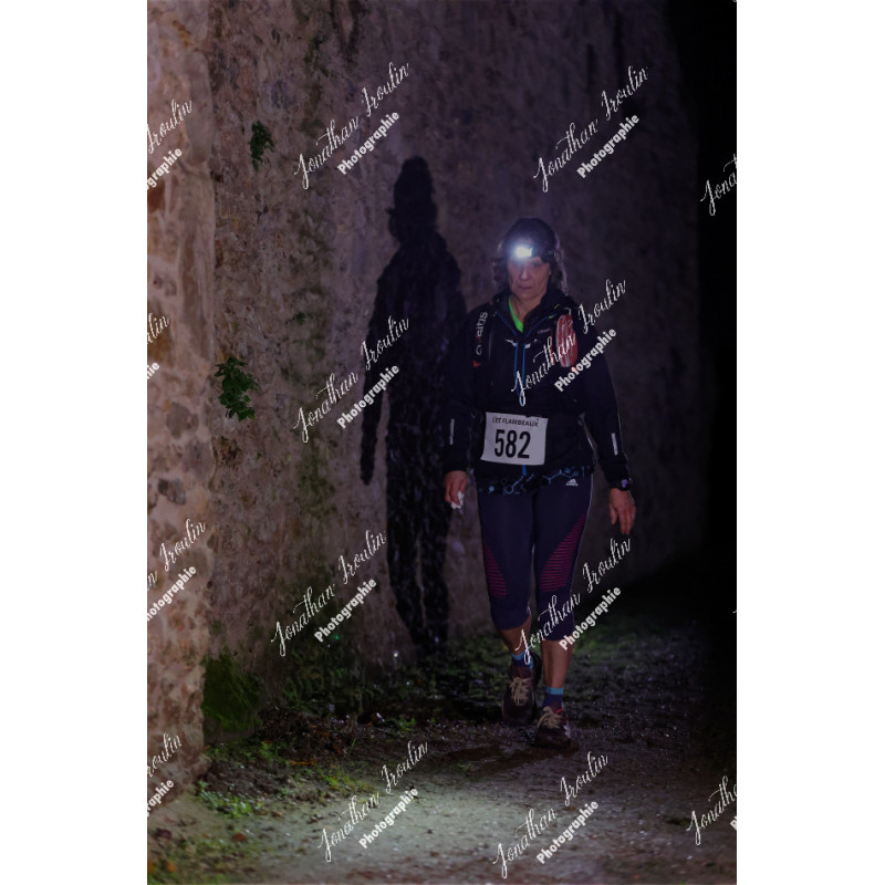 2025-11-15_21-52-04_JI_L8931_ps
