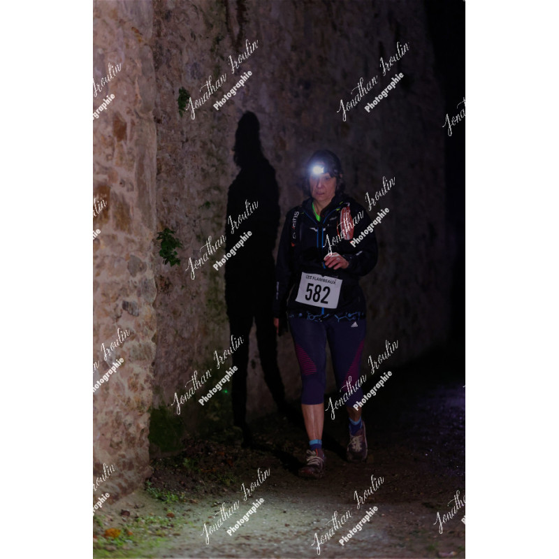 2025-11-15_21-52-04_JI_L8932_ps