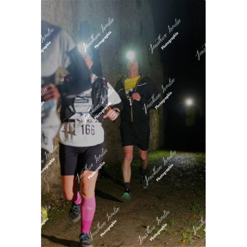 2025-11-15_21-52-25_JI_L8954_ps