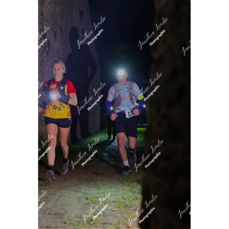 2025-11-15_21-52-47_JI_L8968_ps