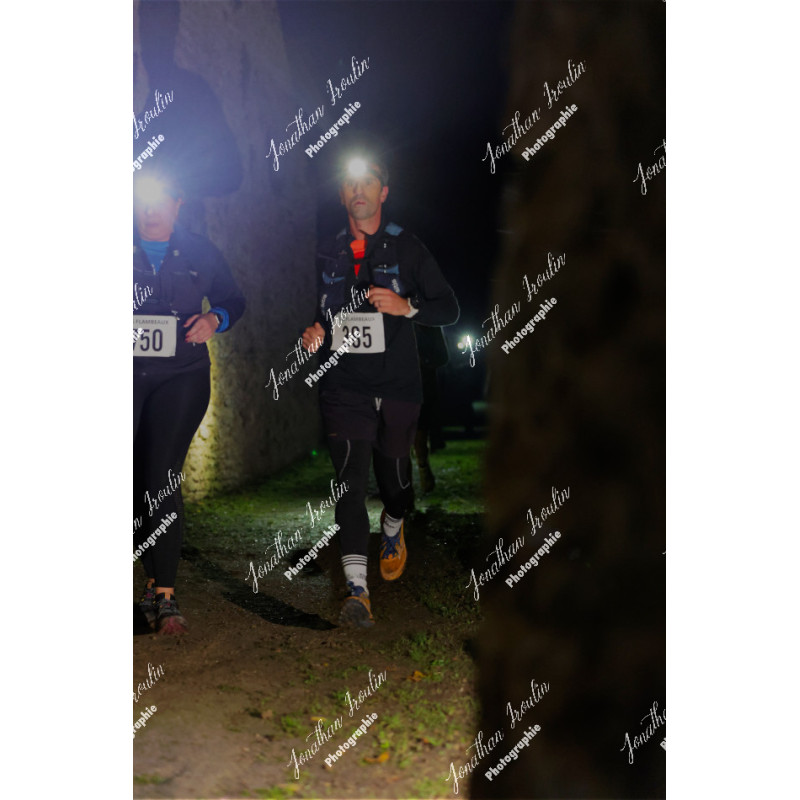 2025-11-15_21-52-54_JI_L8980_ps