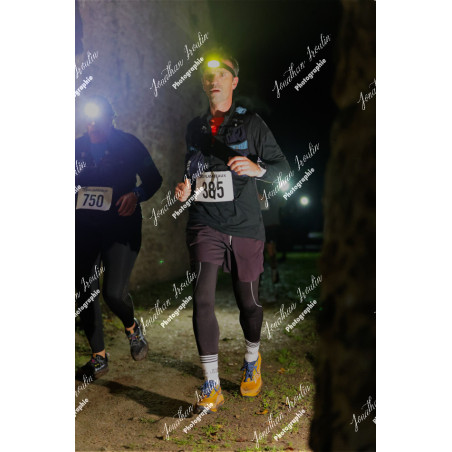 2025-11-15_21-52-54_JI_L8983_ps