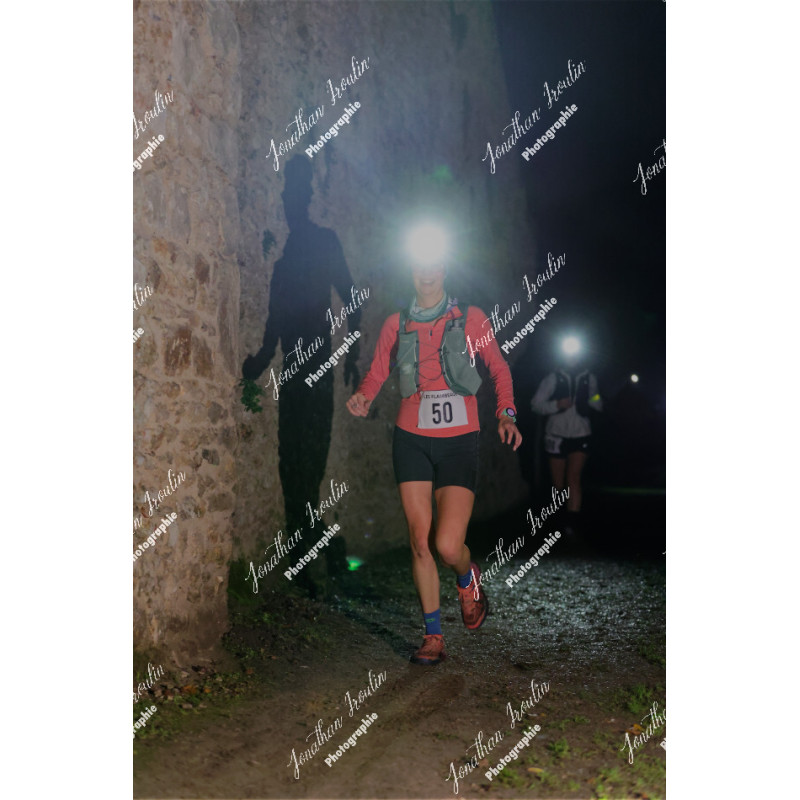 2025-11-15_21-52-59_JI_L8991_ps