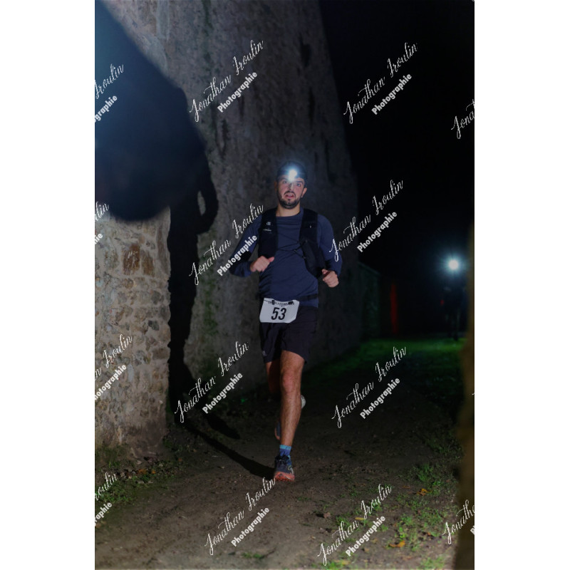 2025-11-15_21-54-08_JI_L9044_ps