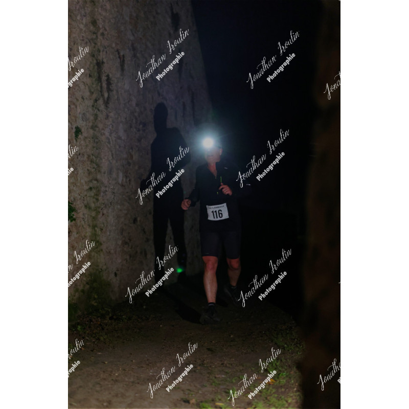 2025-11-15_21-54-36_JI_L9061_ps