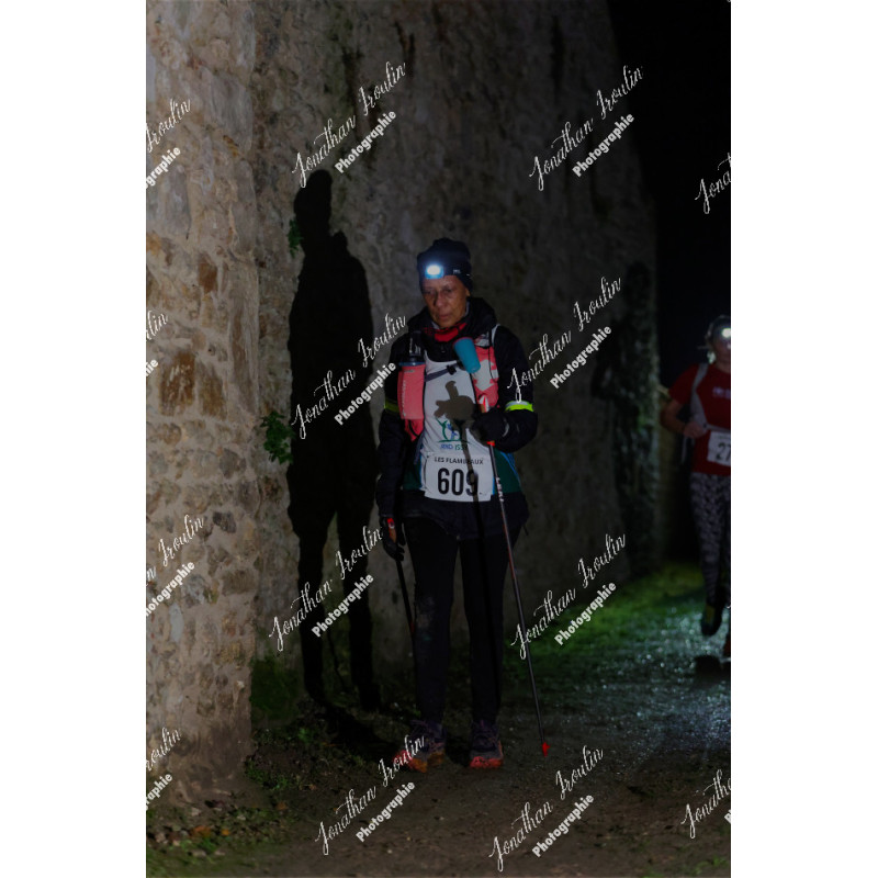 2025-11-15_21-55-38_JI_L9122_ps
