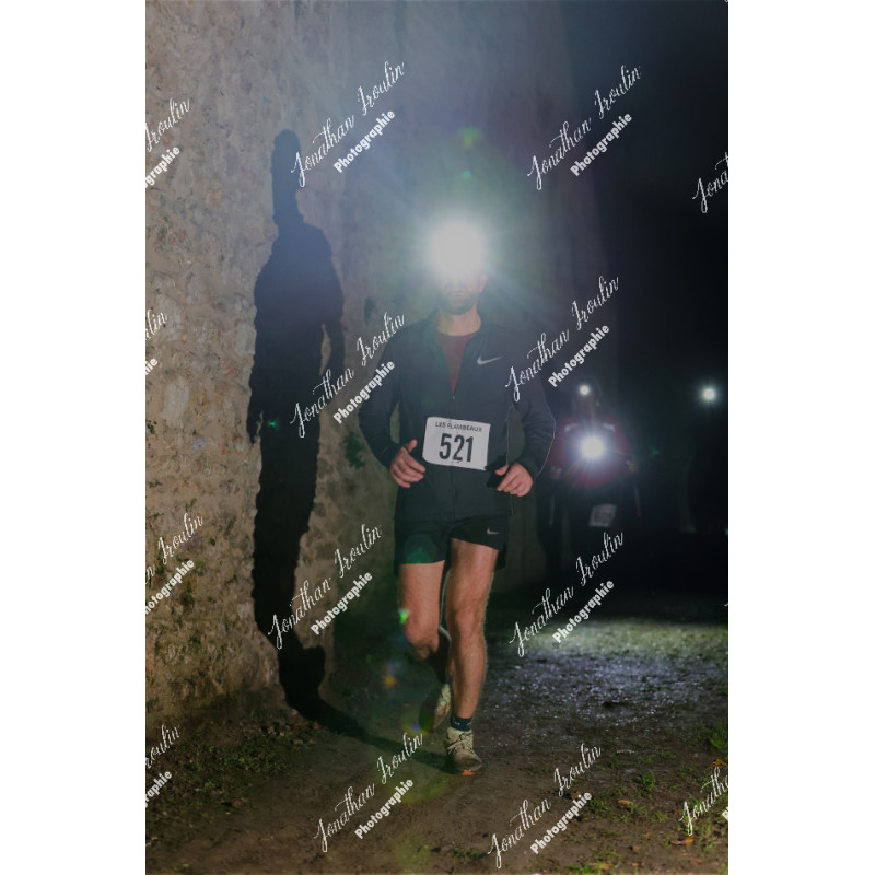 2025-11-15_21-56-34_JI_L9160_ps
