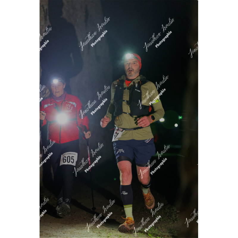 2025-11-15_21-56-37_JI_L9164_ps