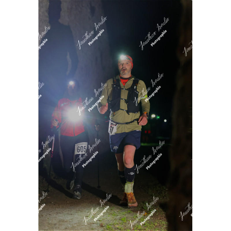 2025-11-15_21-56-37_JI_L9165_ps