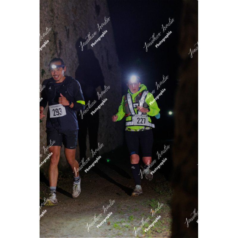 2025-11-15_21-57-38_JI_L9219_ps