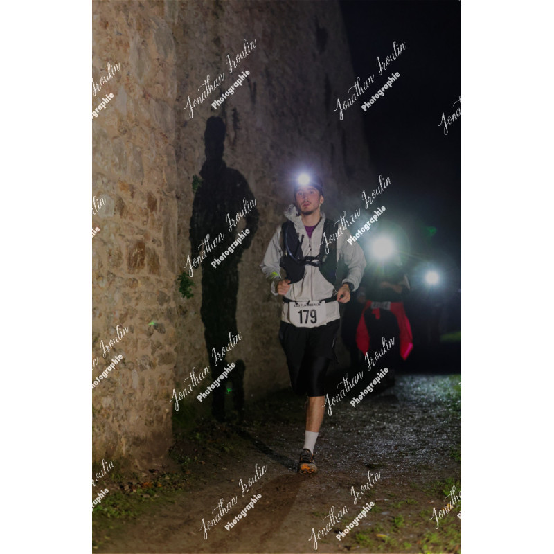 2025-11-15_21-58-41_JI_L9258_ps