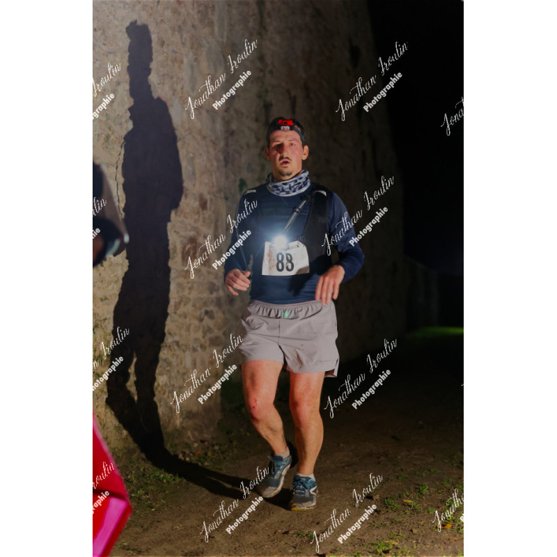 2025-11-15_21-58-46_JI_L9270_ps