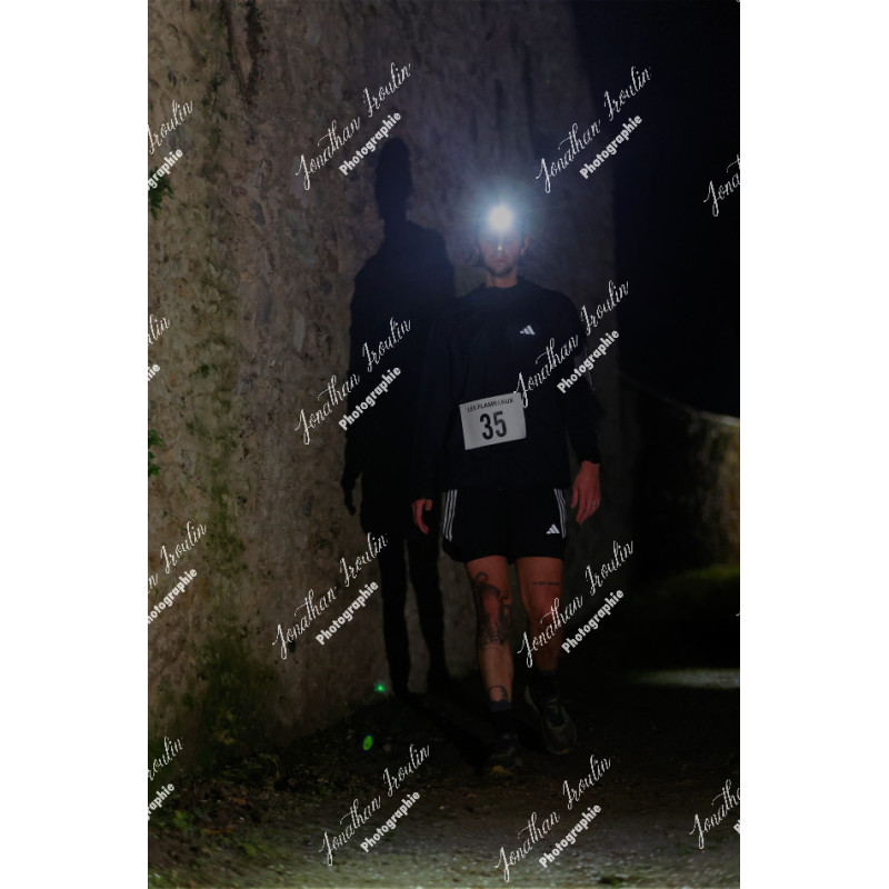2025-11-15_21-59-54_JI_L9313_ps
