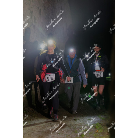 2025-11-15_22-00-19_JI_L9350_ps