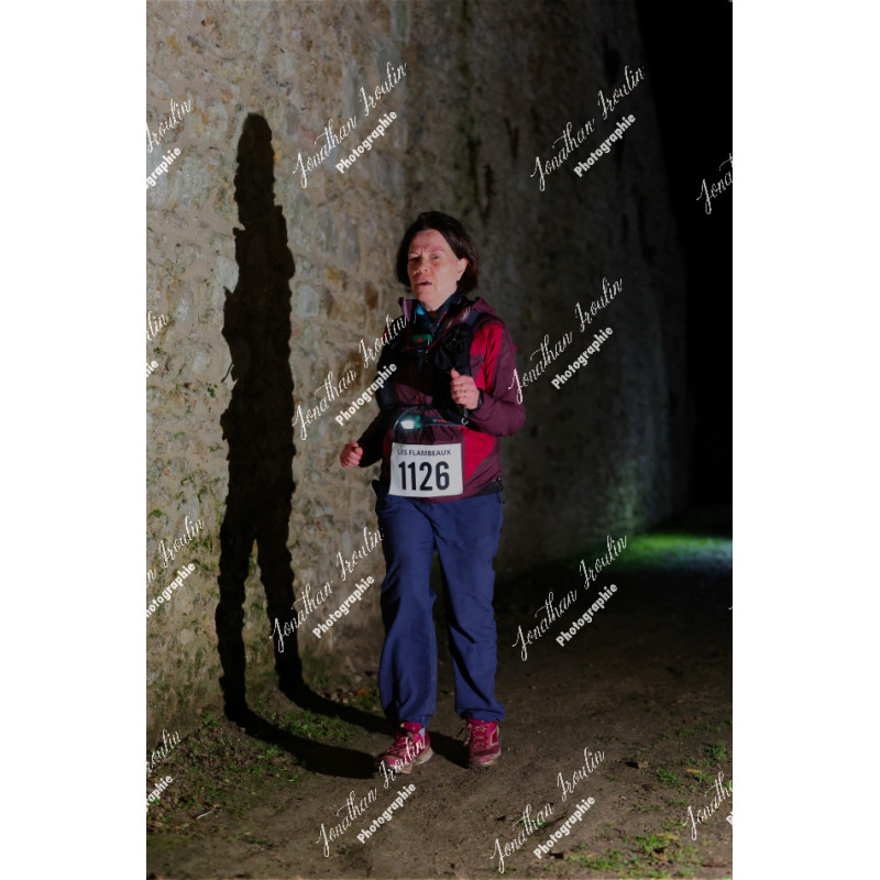 2025-11-15_22-03-34_JI_L9462_ps