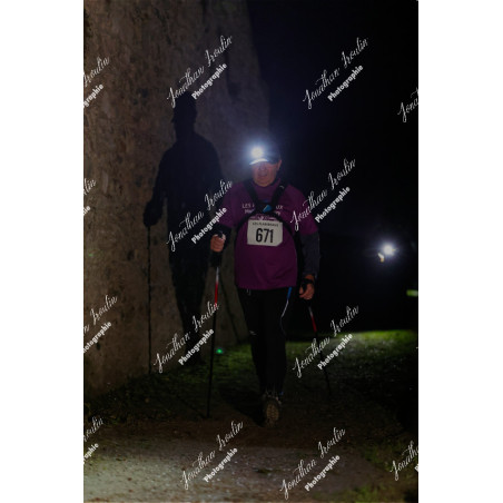 2025-11-15_22-03-38_JI_L9465_ps