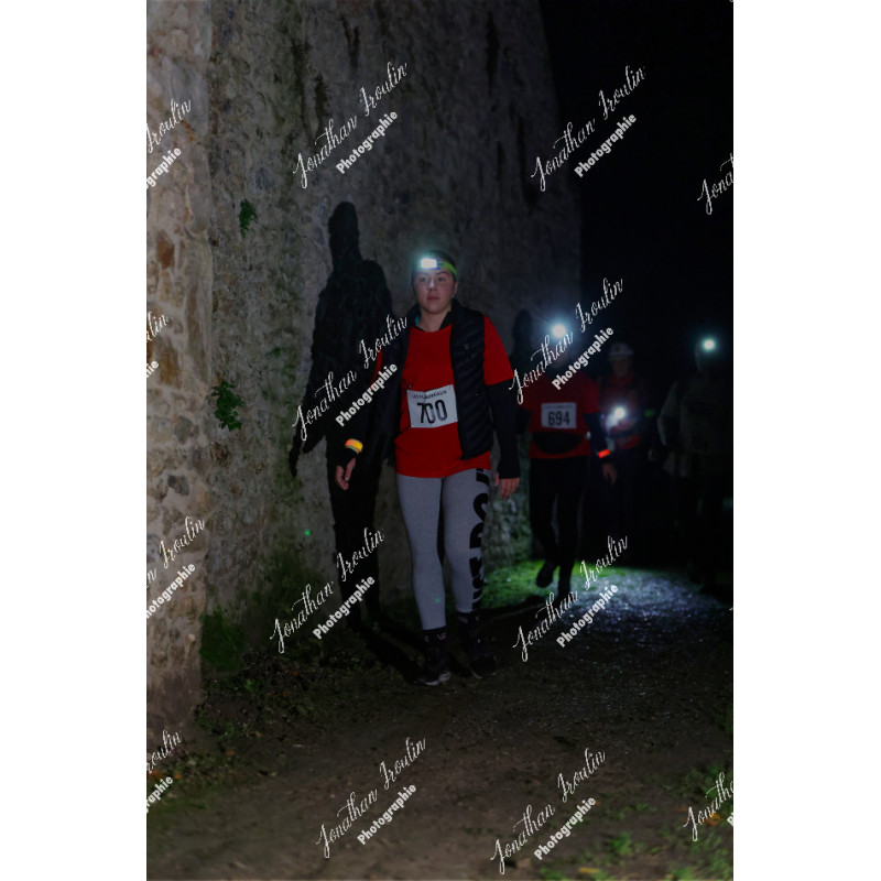 2025-11-15_22-04-02_JI_L9490_ps