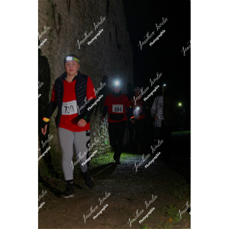 2025-11-15_22-04-03_JI_L9491_ps