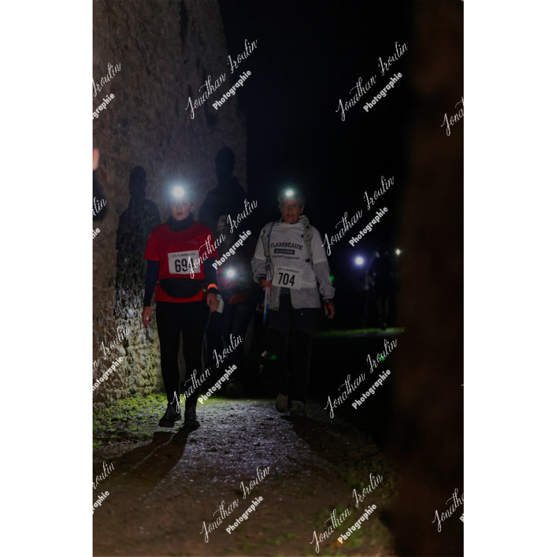 2025-11-15_22-04-04_JI_L9494_ps