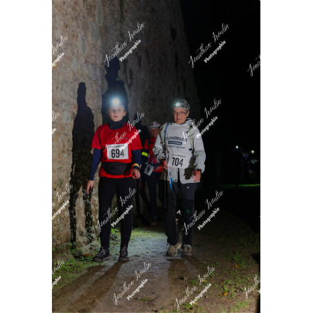 2025-11-15_22-04-06_JI_L9501_ps
