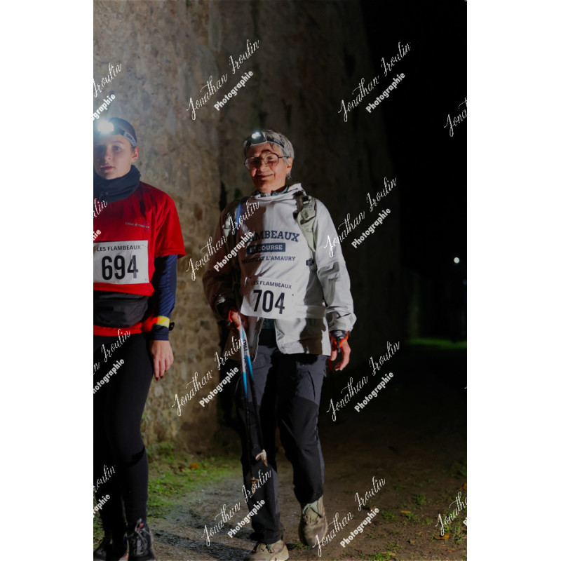 2025-11-15_22-04-08_JI_L9504_ps