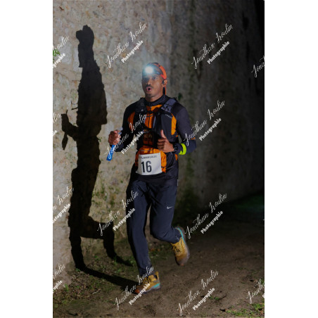 2025-11-15_22-04-56_JI_L9540_ps