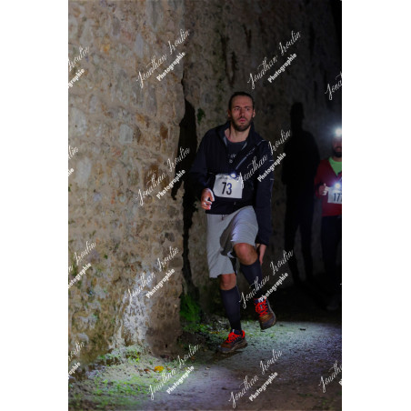2025-11-15_22-09-45_JI_L9686_ps