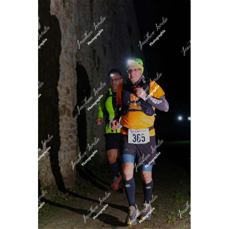 2025-11-15_22-11-10_JI_L9726_ps