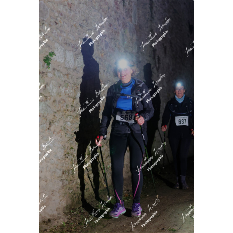 2025-11-15_22-11-26_JI_L9736_ps