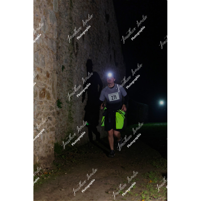 2025-11-15_22-14-07_JI_L9800_ps