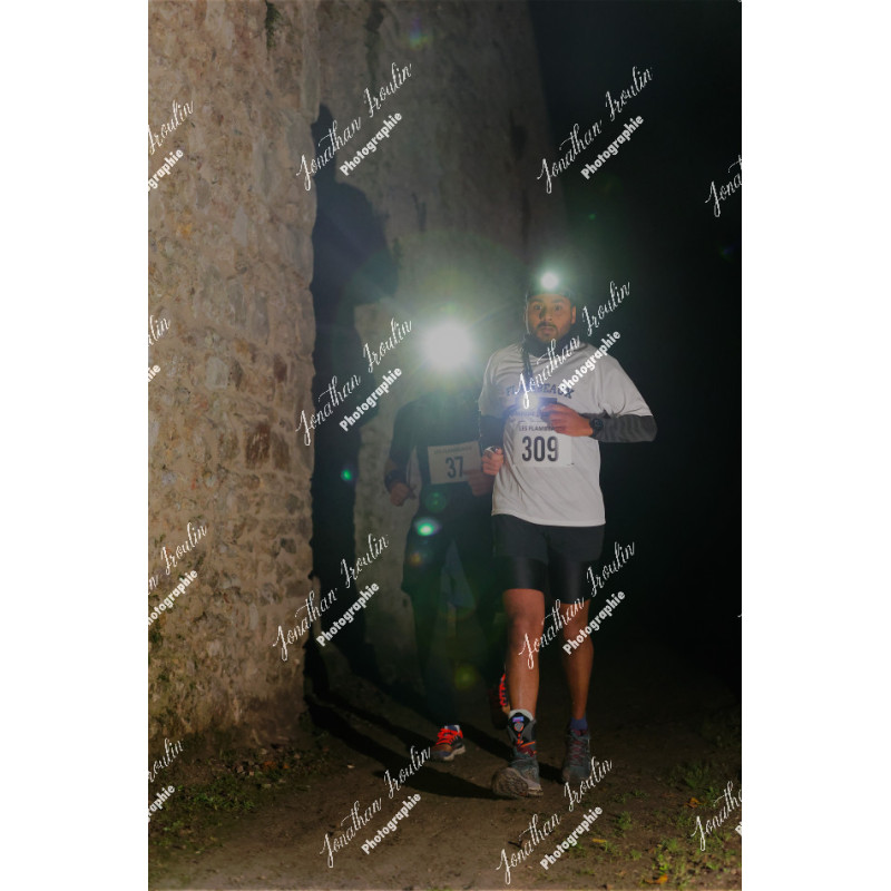 2025-11-15_22-15-13_JI_L9841_ps