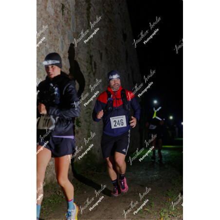 2025-11-15_22-16-32_JI_L9878_ps