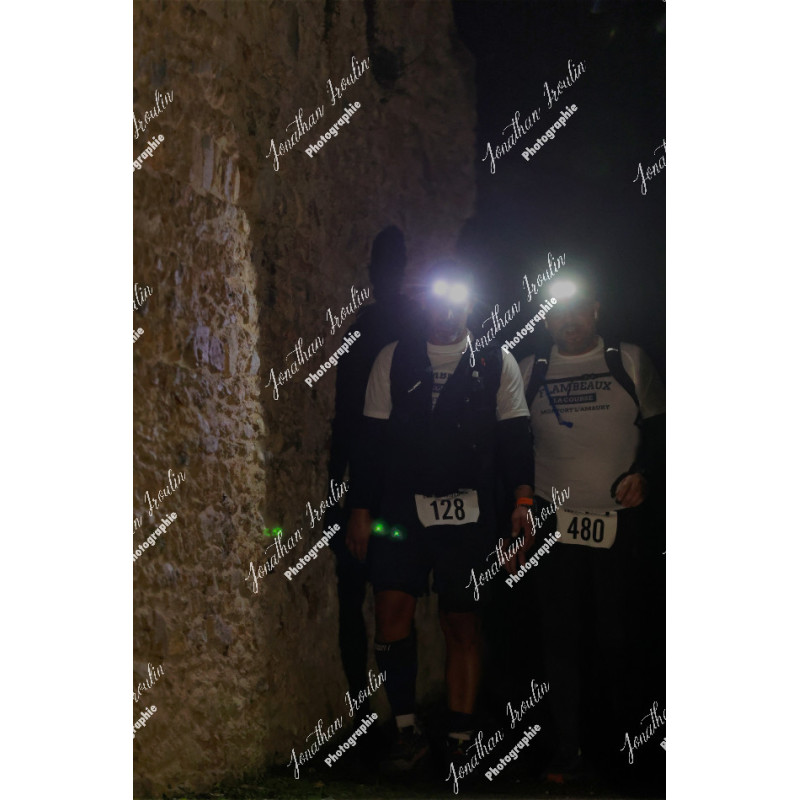 2025-11-15_22-16-54_JI_L9904_ps