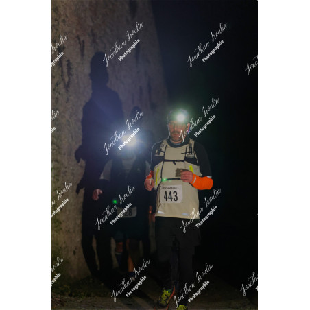2025-11-15_22-16-56_JI_L9905_ps