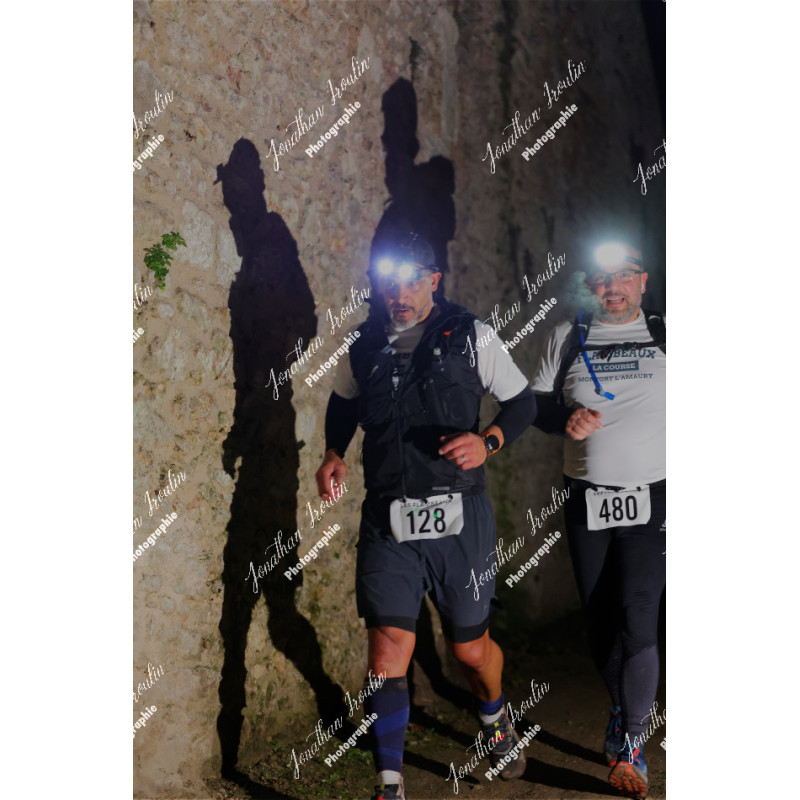 2025-11-15_22-16-59_JI_L9915_ps