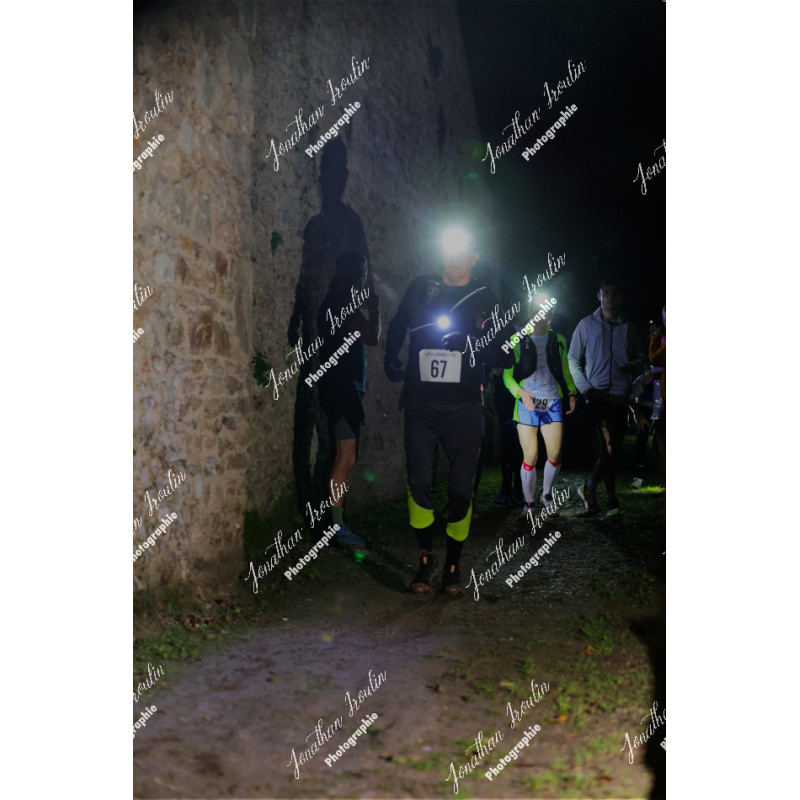 2025-11-15_22-18-30_JI_L9957_ps
