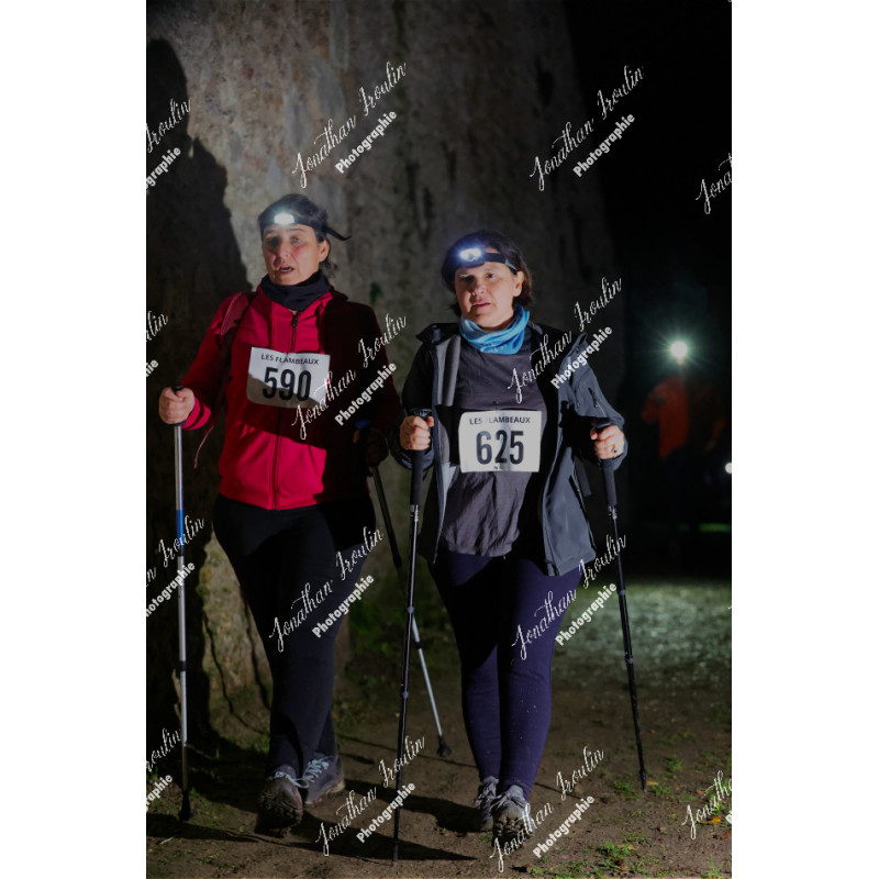 2025-11-15_22-23-19_JI_L0049_ps