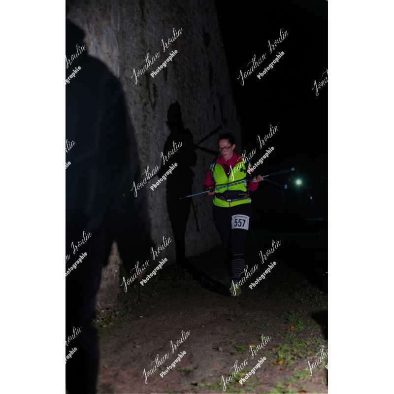 2025-11-15_22-23-32_JI_L0063_ps