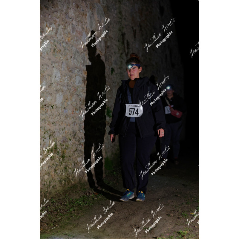 2025-11-15_22-29-34_JI_L0144_ps
