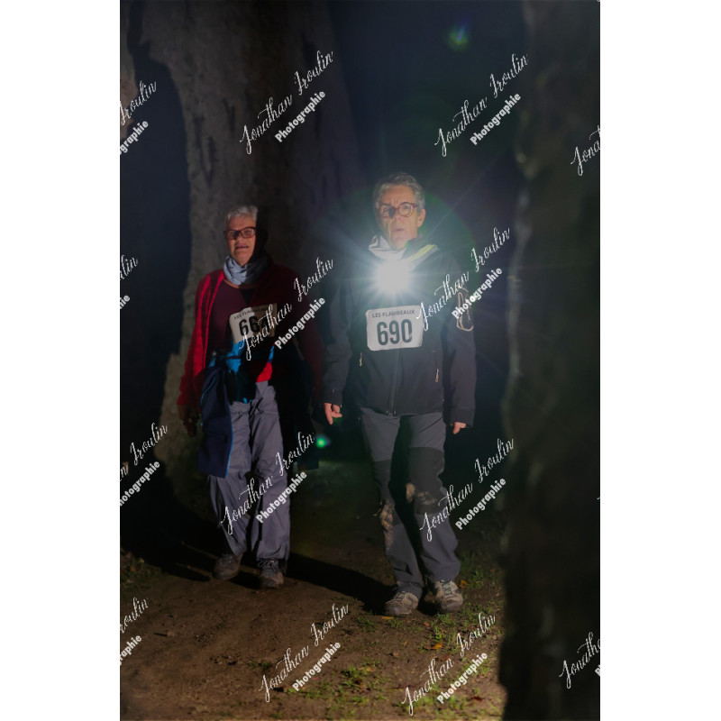2025-11-15_22-32-12_JI_L0165_ps