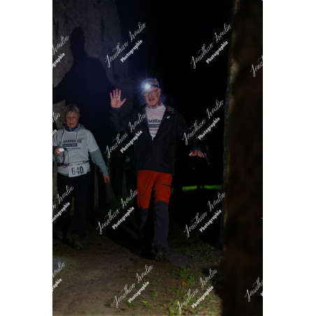2025-11-15_22-35-35_JI_L0188_ps
